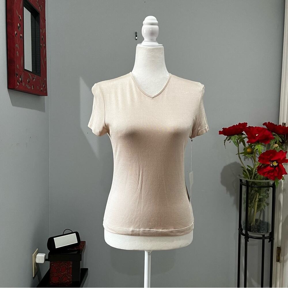 NEW Magaschoni MAG Silk Ribbed Classic V Neck Short Sleeve Layering T-Shirt NWT